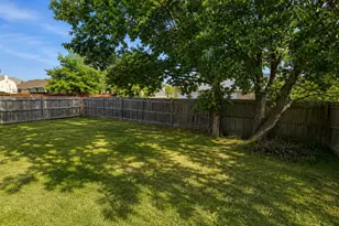 3601 Lasso Rd, Fort Worth, TX 76262 - Photo 21