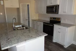 7702 Grant Ln, Greenville, TX 75402 - Photo 3