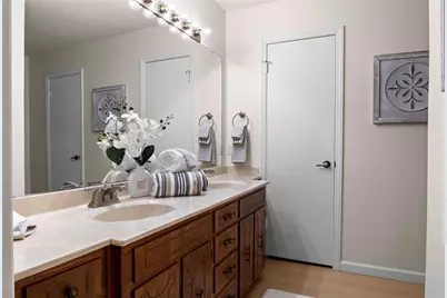 329 Stratford Drive, Hurst, TX 76054 - Photo 15