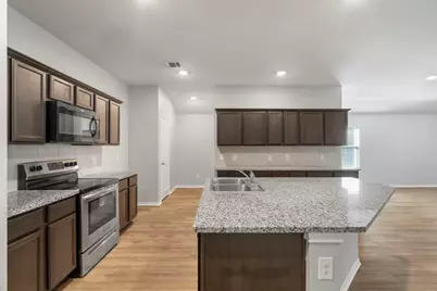 806 Meadow Wood Lane, Princeton, TX 75407 - Photo 5