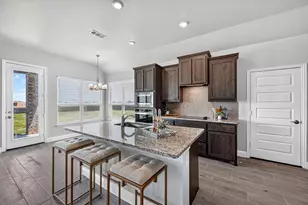 401 Berkeley Dr, Waxahachie, TX 75167 - Photo 9