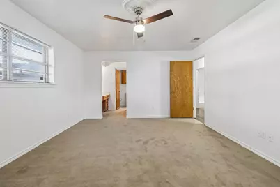 2030 Huntington Drive, Grand Prairie, TX 75051 - Photo 19