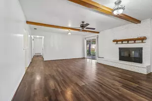 2030 Huntington Dr, Grand Prairie, TX 75051 - Photo 9