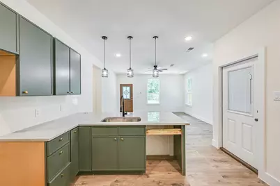 4418 Myrtle, Dallas, TX 75210 - Photo 5