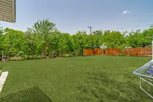 346 Lorna St, Burleson, TX 76028 - Photo 23