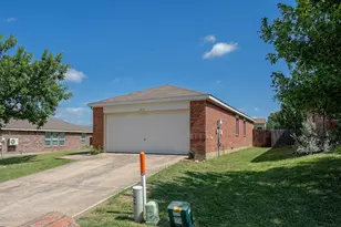 1219 Eagles Nest Trail, Krum, TX 76249 - Photo 7