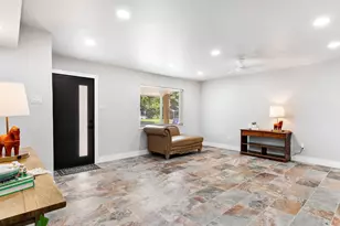 1213 Fairmont St, Irving, TX 75062 - Photo 3