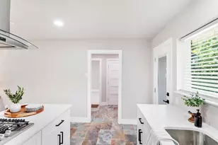 1213 Fairmont St, Irving, TX 75062 - Photo 11
