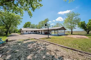 3949 Co Rd 302, Muenster, TX 76252 - Photo 23