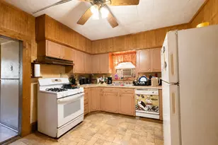 601 SW 2nd St, Kerens, TX 75144 - Photo 5