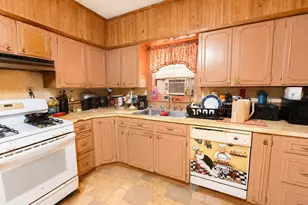601 SW 2nd St, Kerens, TX 75144 - Photo 7