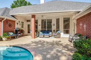 3921 Parker Oaks Dr, Arlington, TX 76016 - Photo 21
