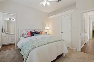3921 Parker Oaks Dr, Arlington, TX 76016 - Photo 17