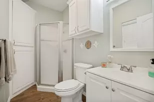 3921 Parker Oaks Dr, Arlington, TX 76016 - Photo 21