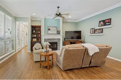 3921 Parker Oaks Drive, Arlington, TX 76016 - Photo 7