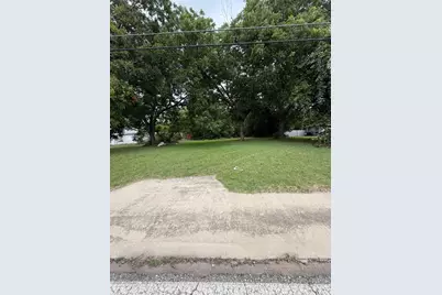 2523 E Ledbetter Drive, Dallas, TX 75216 - Photo 1