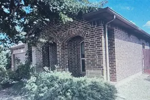333 Branding Iron Trail, Fort Worth, TX 76131 - Photo 1