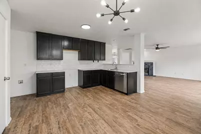 9032 Trail Blazer Drive, Fort Worth, TX 76131 - Photo 11