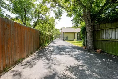 3908 Bandera Drive, De Cordova, TX 76049 - Photo 33