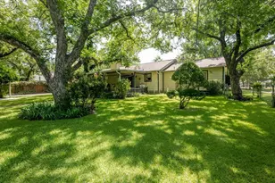 3908 Bandera Dr, De Cordova, TX 76049 - Photo 25
