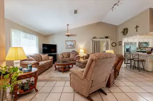 3908 Bandera Dr, De Cordova, TX 76049 - Photo 3