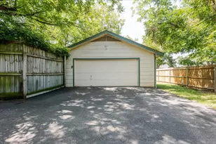 3908 Bandera Dr, De Cordova, TX 76049 - Photo 31