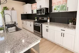 2402 Hunter Hill, Arlington, TX 76012 - Photo 7