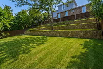 2402 Hunter Hill, Arlington, TX 76012 - Photo 33