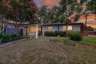 1125 Woodcrest Dr, Garland, TX 75040 - Photo 1