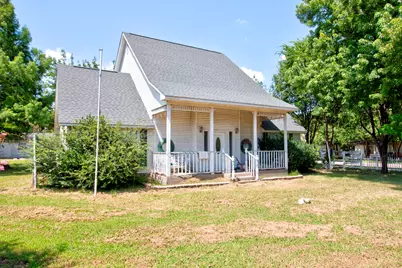 503 Sherman Street, Tioga, TX 76271 - Photo 3