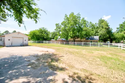 503 Sherman Street, Tioga, TX 76271 - Photo 25