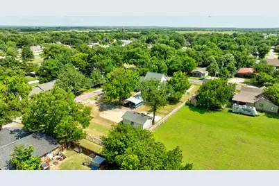 503 Sherman Street, Tioga, TX 76271 - Photo 11