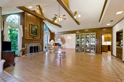 14784 Lochinvar Court, Addison, TX 75254 - Photo 3