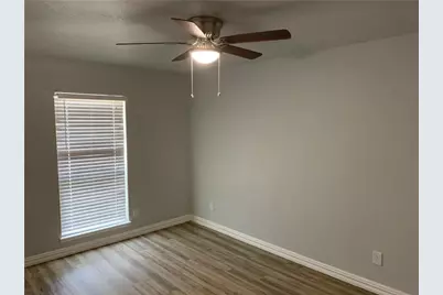 5601 Squires Drive, The Colony, TX 75056 - Photo 13