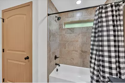 2615 Dove Trail, Granbury, TX 76048 - Photo 17