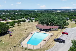 2615 Dove Trail, Granbury, TX 76048 - Photo 37