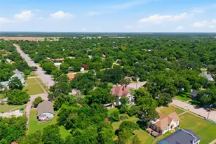 445 Agnes Ave, Marlin, TX 76661 - Photo 35