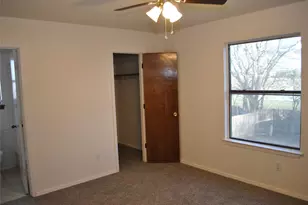 720 Ash St, Burleson, TX 76028 - Photo 7