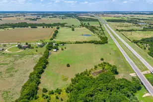 548 Hill County Road 4149, Grandview, TX 76050 - Photo 21