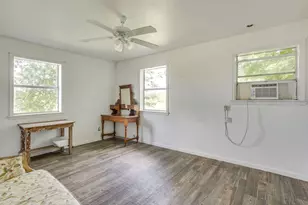 548 Hill County Road 4149, Grandview, TX 76050 - Photo 9