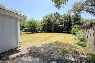1508 N Hoard Ave, Sherman, TX 75090 - Photo 13