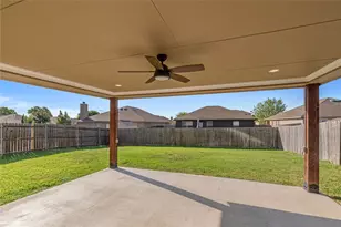 705 Santa Rosa Dr, Fort Worth, TX 76052 - Photo 5