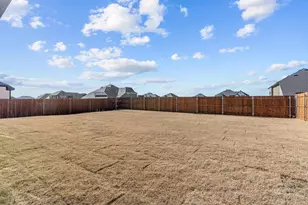 16921 Sandgrass Dr, Justin, TX 76247 - Photo 25