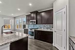 16921 Sandgrass Dr, Justin, TX 76247 - Photo 9
