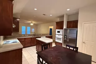5827 Silver Sage Ln, Grand Prairie, TX 75052 - Photo 9