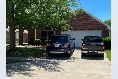 5827 Silver Sage Lane, Grand Prairie, TX 75052 - Photo 3