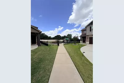 9930 Bates Street, Irving, TX 75063 - Photo 17