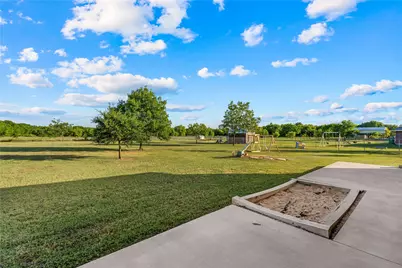 212 Ashley Drive, Bruceville Eddy, TX 76524 - Photo 21