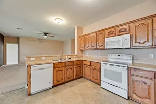 2701 Mockingbird St, Royse City, TX 75189 - Photo 9