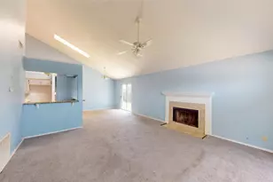 817 Cornfield Dr, Arlington, TX 76017 - Photo 5
